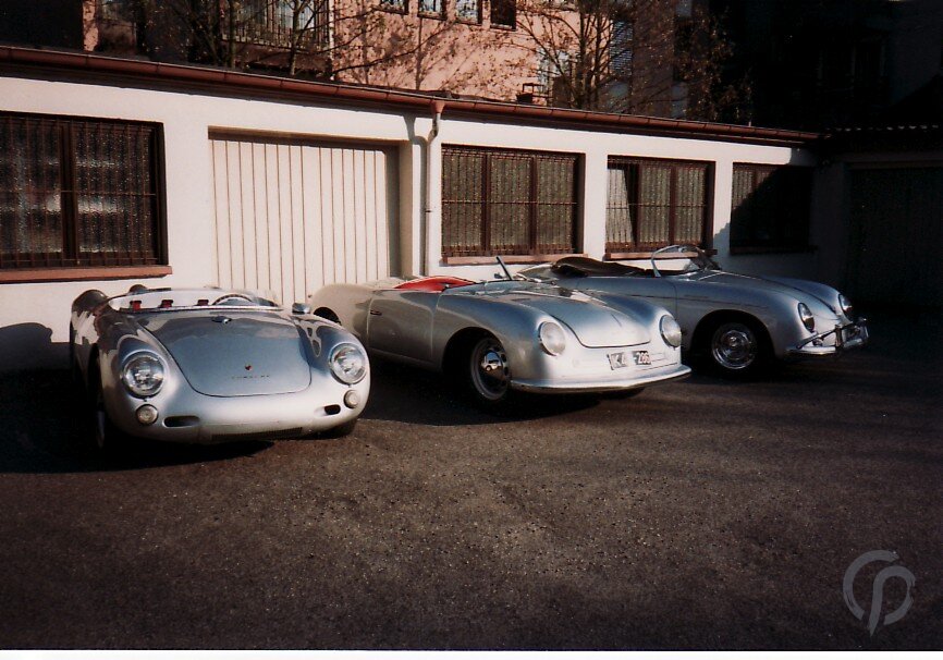 Porsche Roadster, Speedster und Spyder in einer Reihe in unserer alten Werkstatt in Eberbach