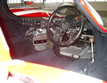 Der Innenraum des Porsche 917K: Eng, spartanisch und wenig Sicht für Geschwindigkeiten weit über 300 km/h