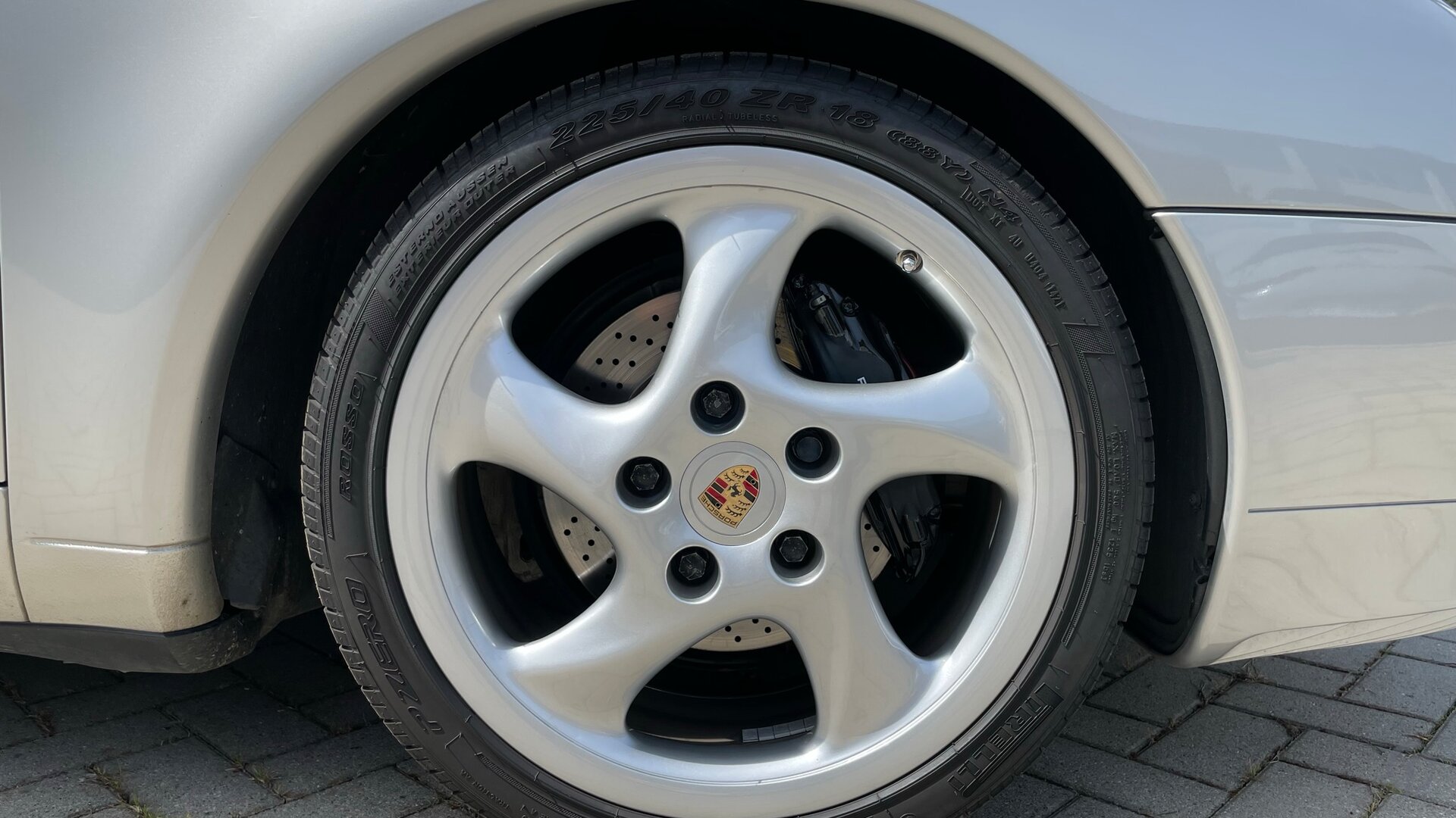 Carrera  (Porsche 993)