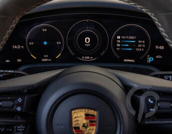 Porsche Taycan GTS Cockpit