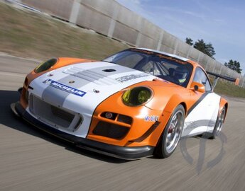 Porsche 911 GT3 R Hybrid orange_weiss