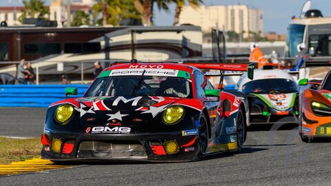 Kundenteams von Porsche siegen in Daytona in beiden GT-Klassen