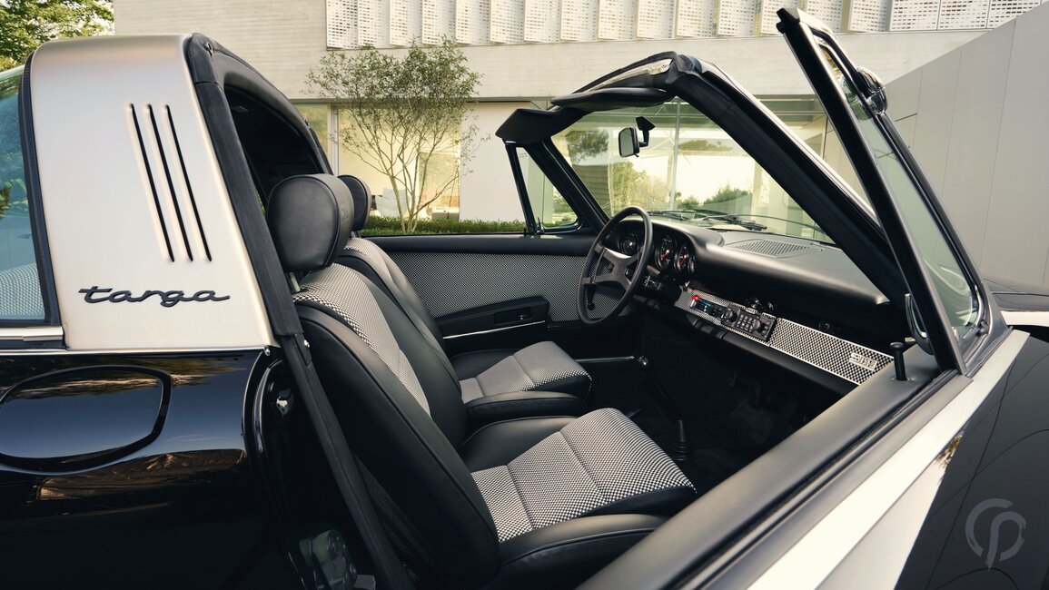 Porsche Targa Classic Interior