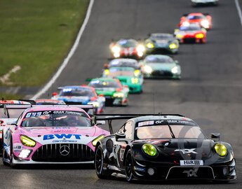 Porsche mit zufriedenstellender Generalprobe für das 24-Stunden-Rennen